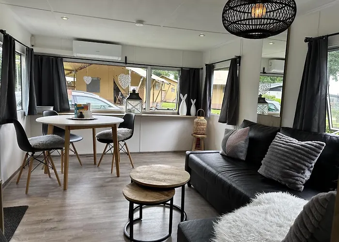 شاليه Klein Vink - A10 *